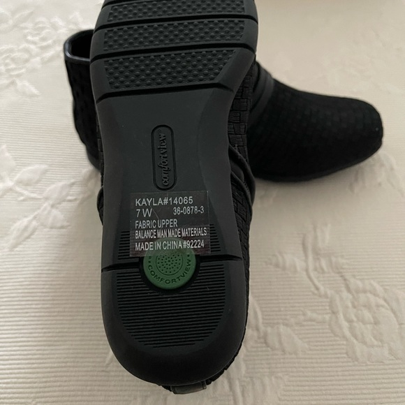 The Kayla Bootie - Picture 4 of 7